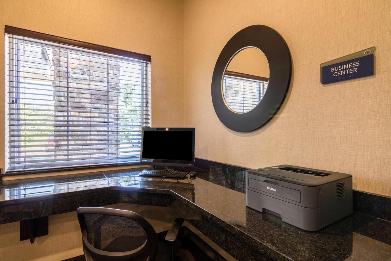 Cobblestone Inn & Suites - Barron ภายนอก รูปภาพ